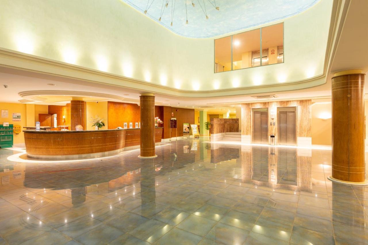 Can Picafort Palace Bagian luar foto